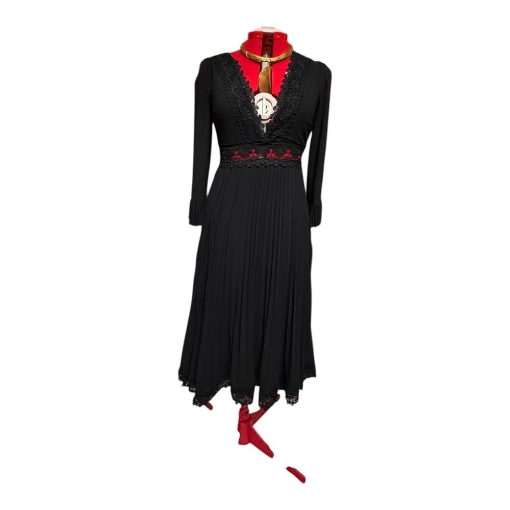 Foxblood midnight in Paris  NWOT black dress medium